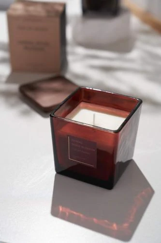 Sandalwood Blossom Свеча Ароматическая (220гр)