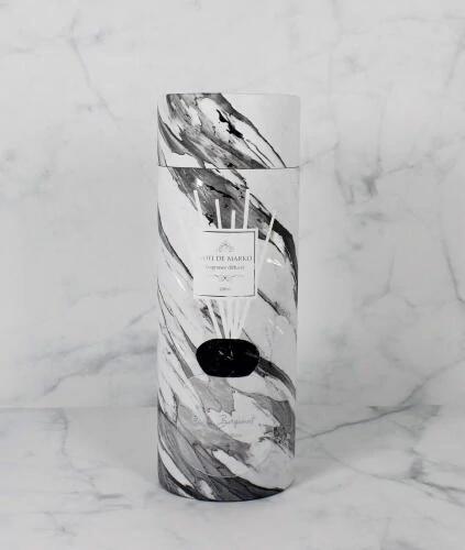 Oud and bergamot Ароматический диффузор (200 мл)